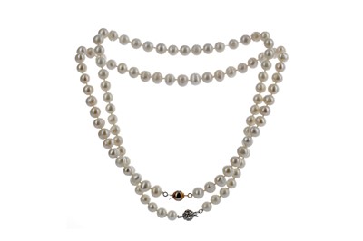 Lot 1557 - TWO STRINGS OF PEARLS