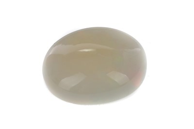 Lot 441 - **CERTIFICATED UNMOUNTED OPAL