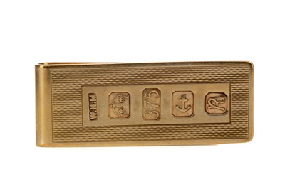 Lot 1331 - A GOLD MONEY CLIP