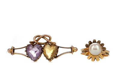Lot 1379 - GEM SET BROOCH AND A RING