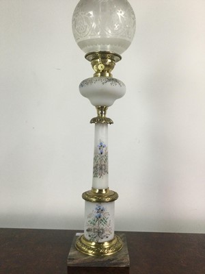 Lot 751 - A VICTORIAN PAINTED OPAQUE GLASS OIL LAMP
