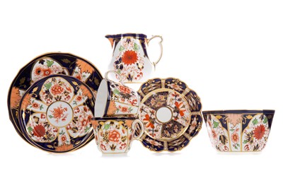 Lot 784 - AN EARLY 20TH CENTURY ROYAL CROWN DERBY IMARI PATTERN TEA SERVICE