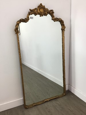 Lot 856 - A GILTWOOD FRAMED PIER GLASS