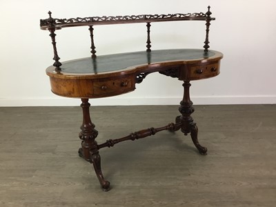 Lot 848 - A VICTORIAN WALNUT KIDNEY SHAPED WRITING DESK