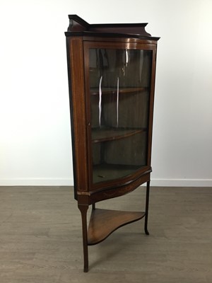 Lot 879 - AN EDWARDIAN SERPENTINE CORNER DISPLAY CABINET