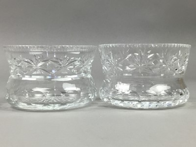 Lot 108 - A LOT OF ASSORTED GLASS BOWLS, JUGS AND DRINKING GLASSES
