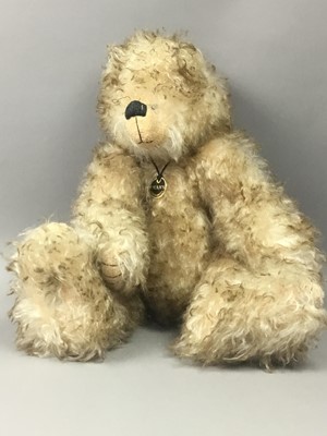 Lot 27 - A LIMITED EDITION DEANS OF ‘TIRRA-MA-SOO’ BEAR