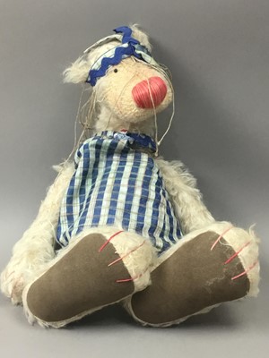Lot 15 - A ZWERGNASE BEAR OF ‘SYBILLE’
