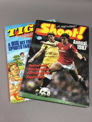 Lot 288 - A LOT OF CHILDREN'S ANNUALS
