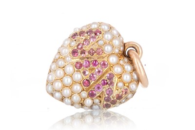 Lot 658 - IMPRESSIVE SEED PEARL HEART SHAPED LOCKET