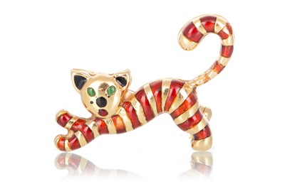 Lot 663 - ENAMELLED CAT BROOCH