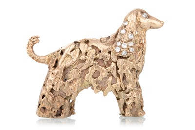 Lot 706 - DIAMOND DOG BROOCH