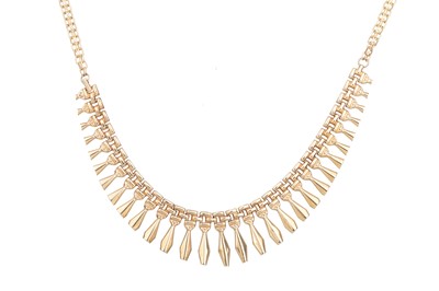 Lot 750 - FRINGED NECKLACE