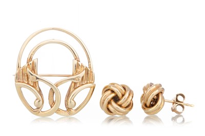 Lot 811 - ART NOUVEAU STYLE BROOCH