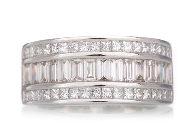 Lot 856 - CERTIFICATED DIAMOND BAND