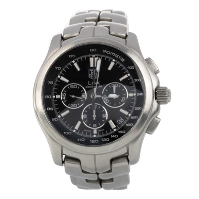 Lot 858 - TAG HEUER LINK