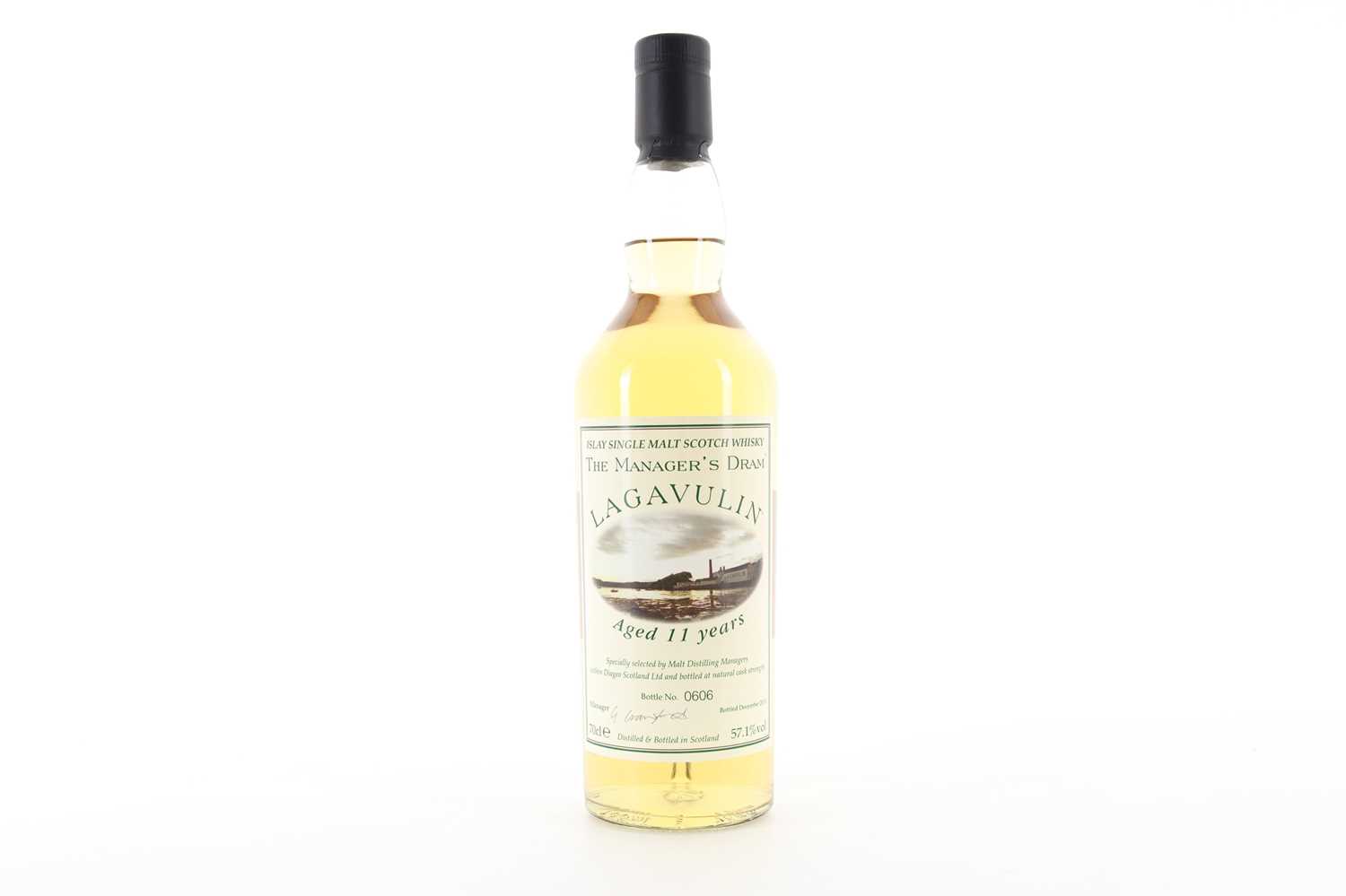 Lot 41 - LAGAVULIN 11 YEAR OLD MANAGER'S DRAM