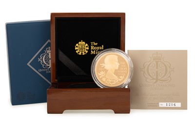 Lot 26 - ELIZABETH II DIAMOND JUBILEE GOLD PROOF £5 COIN