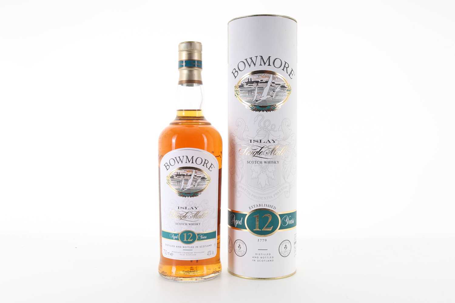 Lot 213 - BOWMORE 12 YEAR OLD PRE-2007