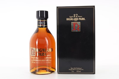 Lot 379 - HIGHLAND PARK 12 YEAR OLD 1980S 75CL